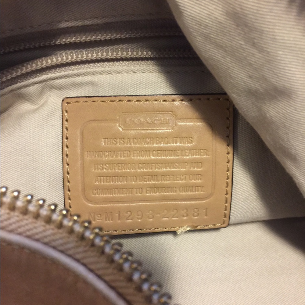 Coach purse - Picture 3 of 8